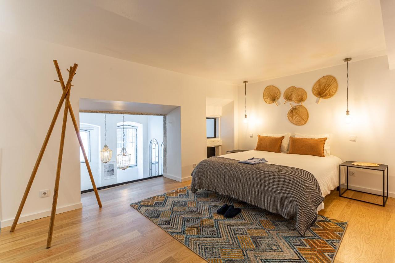 Bairro Alto Bronze Of Art Apartments Lisbon Bagian luar foto