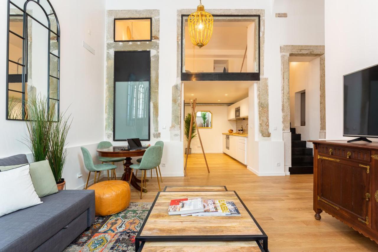 Bairro Alto Bronze Of Art Apartments Lisbon Bagian luar foto