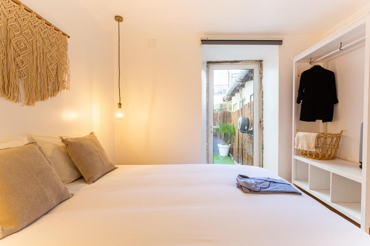Bairro Alto Bronze Of Art Apartments Lisbon Bagian luar foto