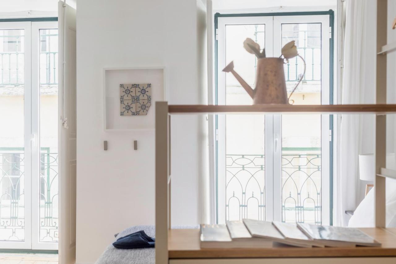 Bairro Alto Bronze Of Art Apartments Lisbon Bagian luar foto